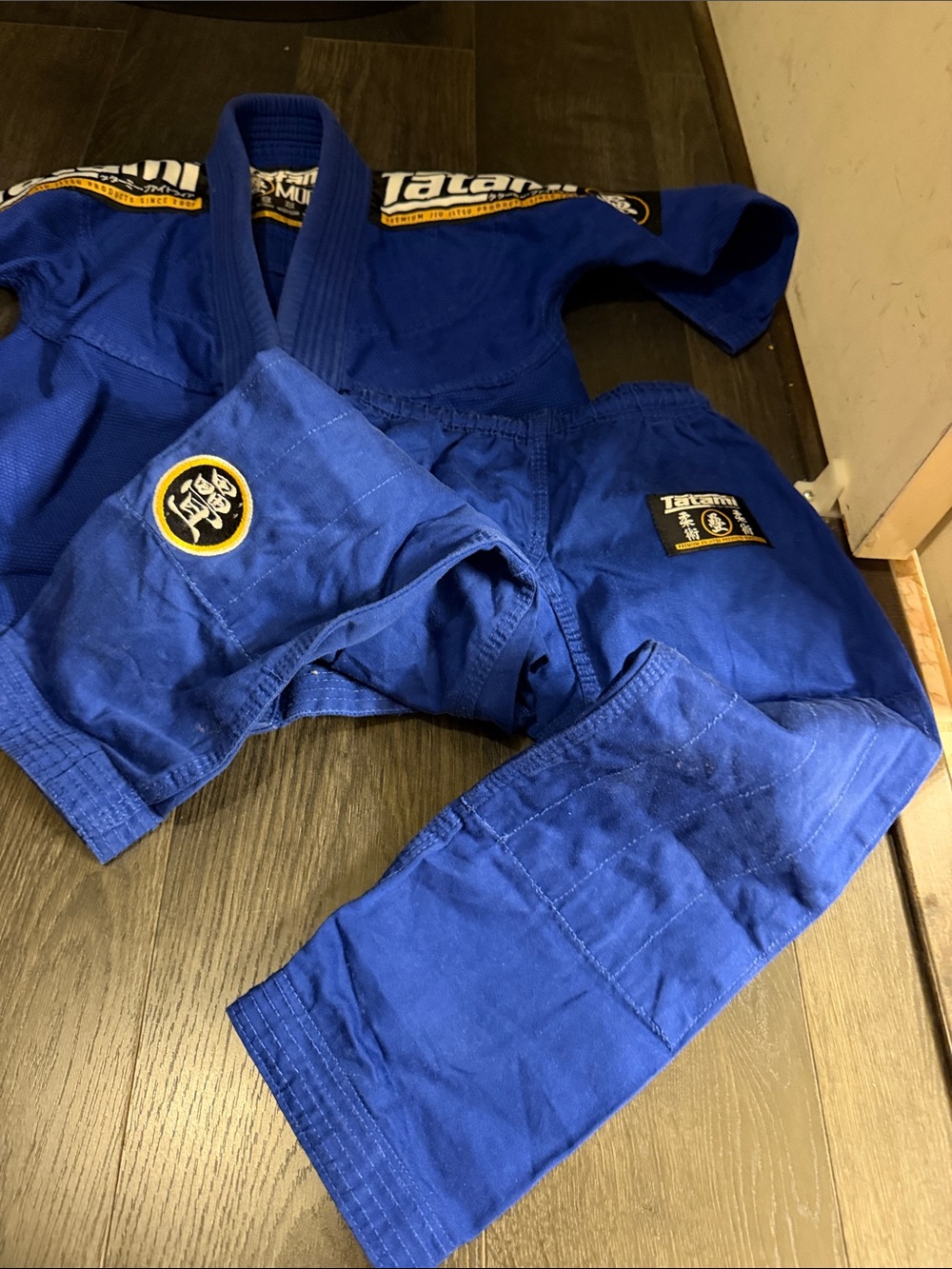 Tatami Blue Jiu-Jitsu Gi - Two-Piece Set m0000 size - Picture 3 of 6